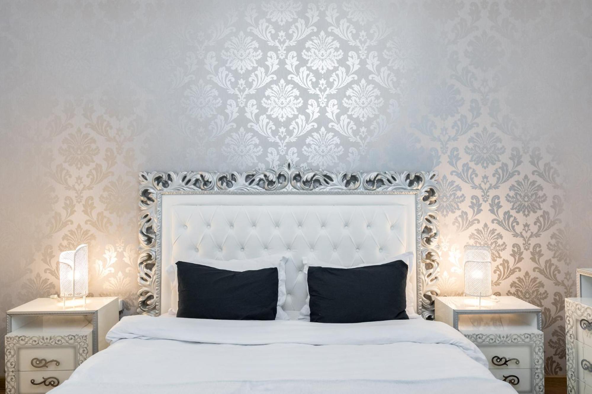 Apartment Black Rose Bukarest